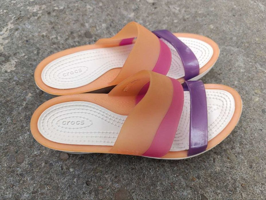 Босоніжки жіночі шльопанці CROCS  36 р W6