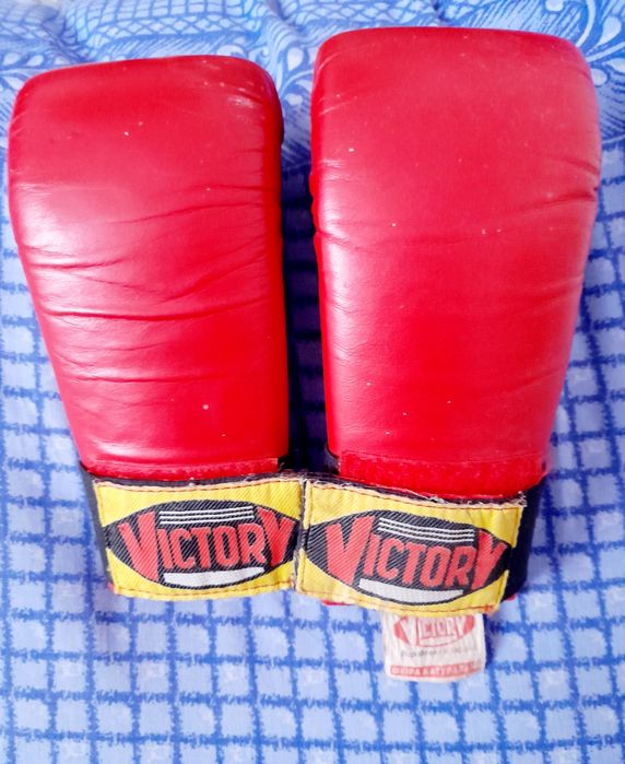 Рукавички боксерські