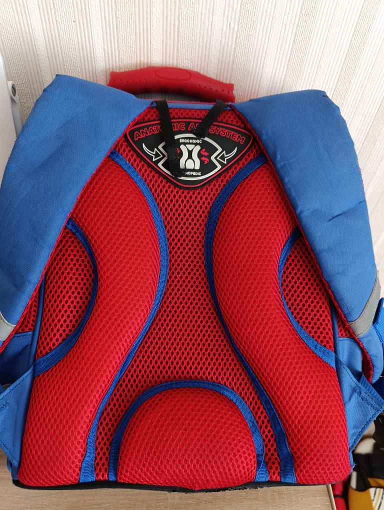 Шкільний рюкзак SpiderMan Людина Павук  з ортопедичною спинкою 1-4 кла