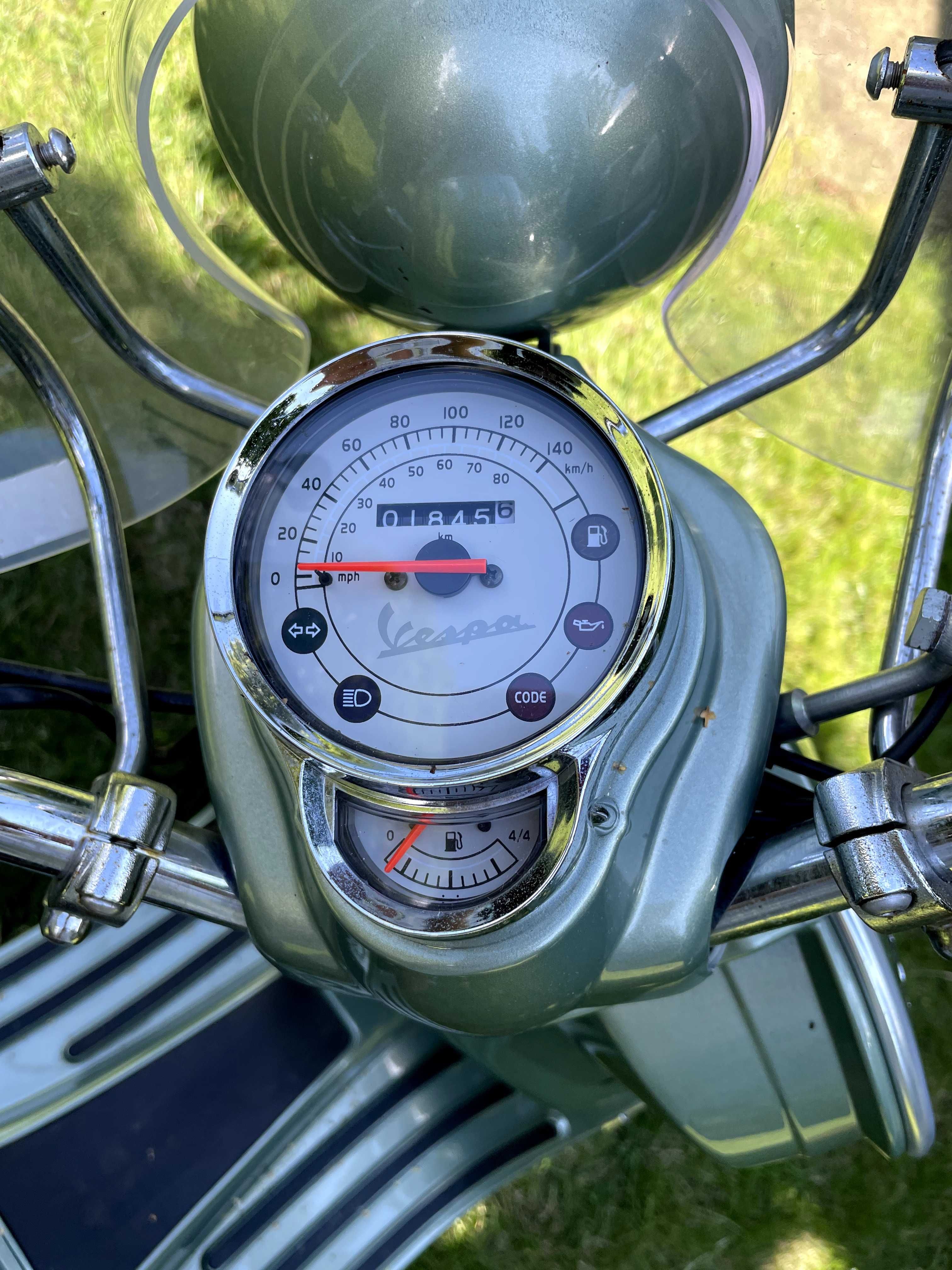 PIAGGIO Vespa LX 5 125
