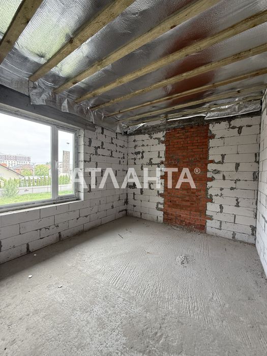 Продаж квадрексу в центрі Вишневого. Богдана Хмельницького.