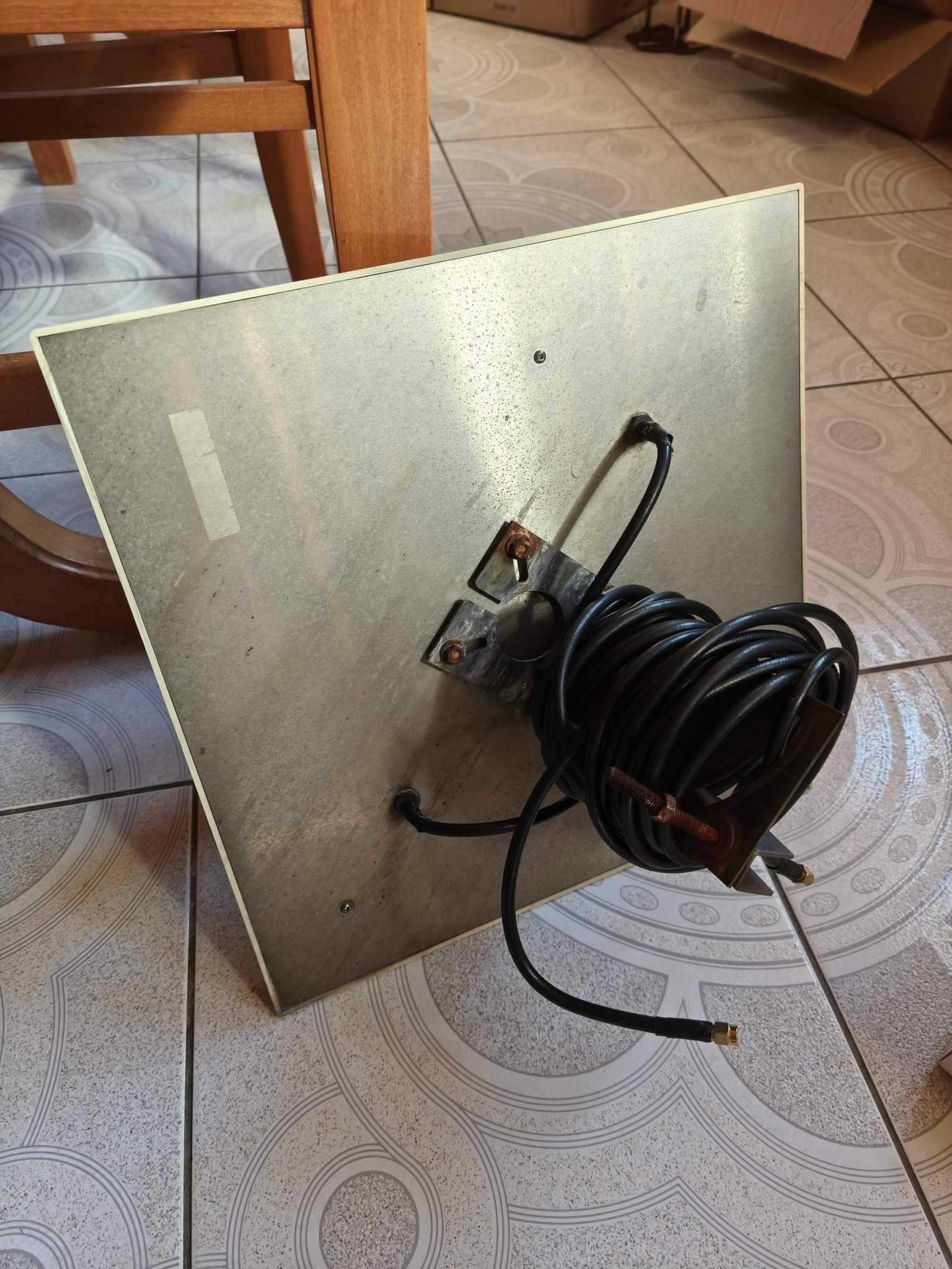 Antena LTE-A MIMO 3m + przewód ethernet 30m + BOX IP65