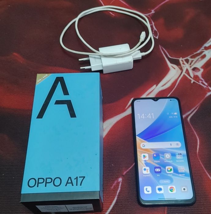 Telefon komórkowy smartfon Oppo A17 4/64