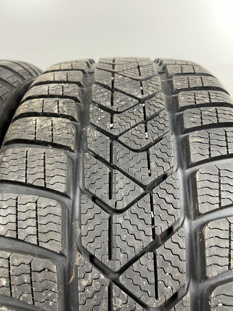 215/40R18 89V Pirelli Sottozero 3