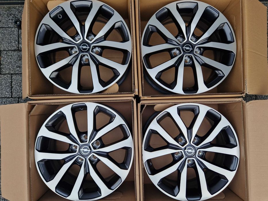 Felgi 17" OPEL Vivaro 5x114,3