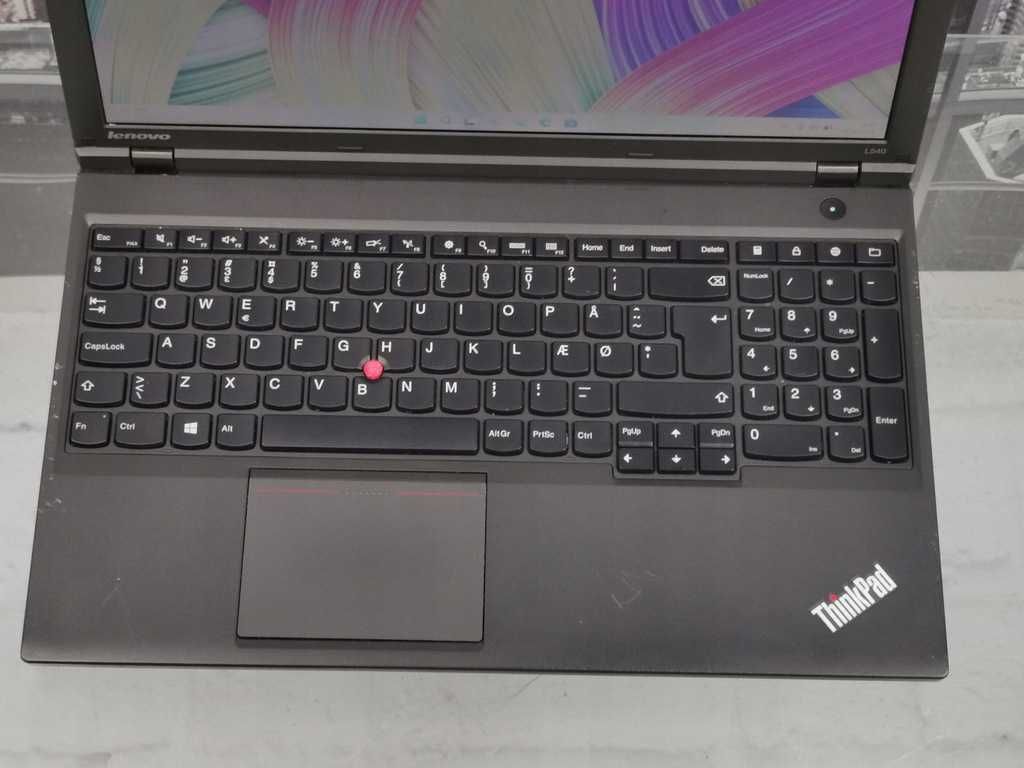 Poleasingowy Laptop Lenovo ThinkPad 15,6' i5 16GB RAM Dysk SSD Gwaranc