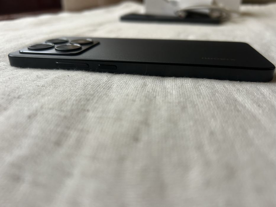 Xiaomi14T 258gb. Como novo com caixa e caregador.