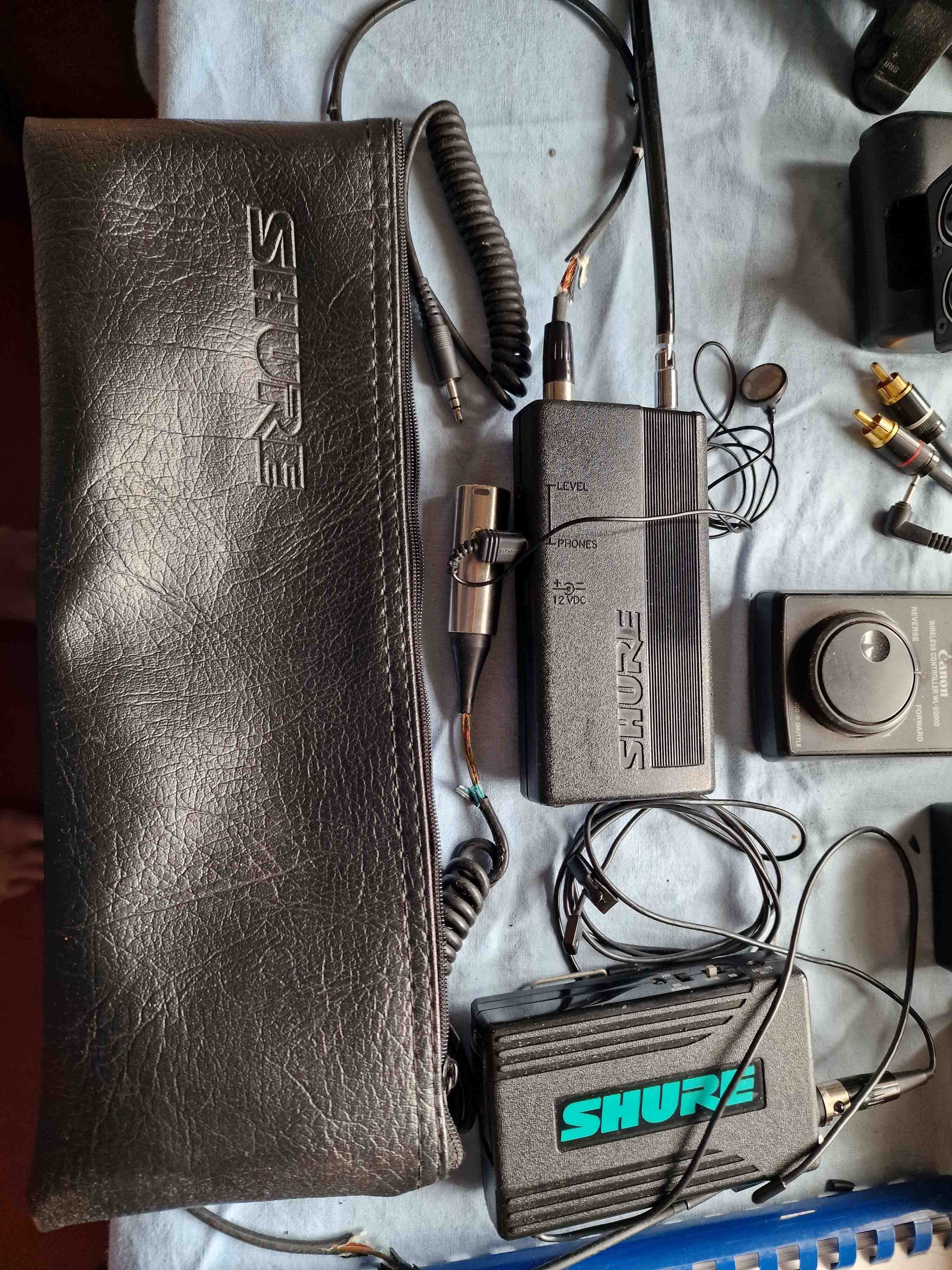 Kamera cyfrowa Canon XL-1 z dodatkowym osprzętem.Używana -sprawna