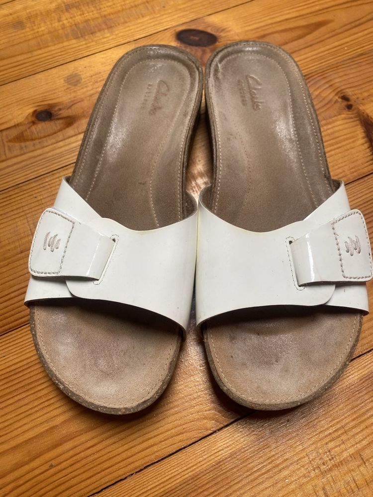 Klapki profilowane Clarks 39,5