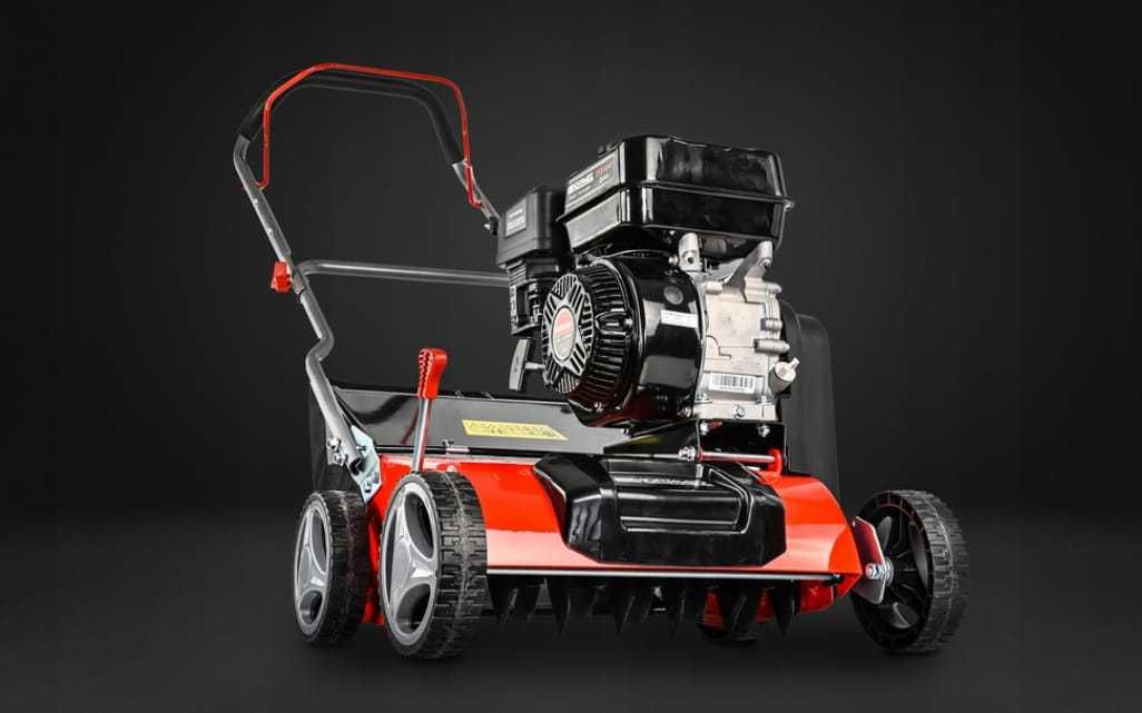 RĘBAK ROZDRABNIACZ DO  GAŁĘZI do max 10 cm spalinowy wypożyczalnia