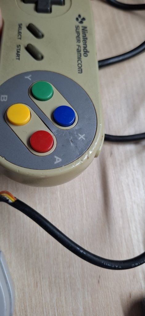 Dwa pady do konsoli nintendo snes