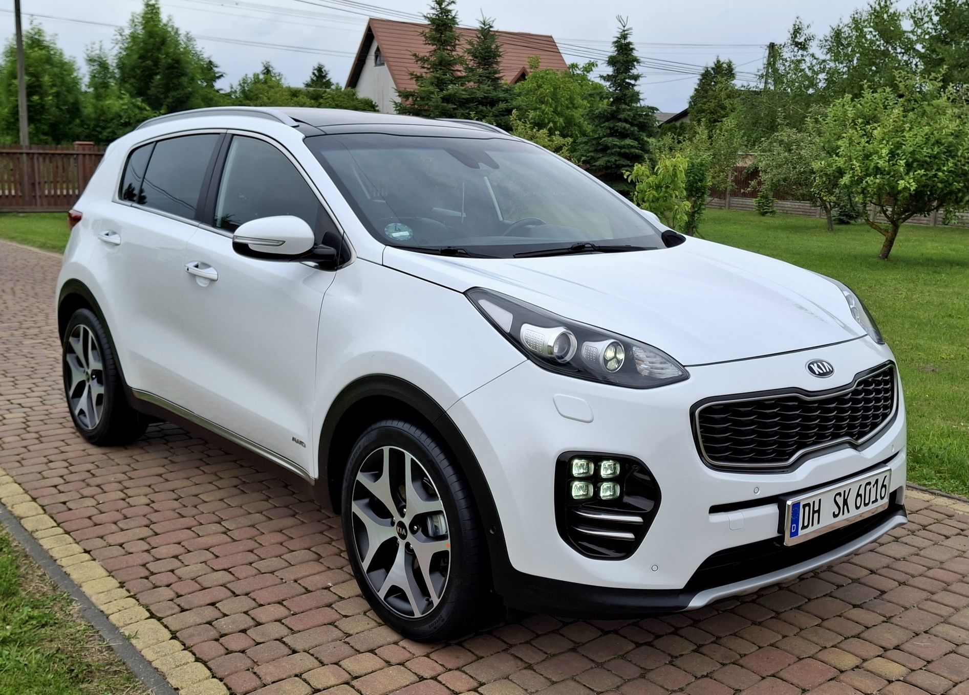 Kia Sportage GT-LINE * IGIEŁECZKA * 1.6 T-GDI 177KM * Perła * 4X4 * AUTOMAT