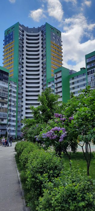 Продаж 2-кімнатної квартири (81,8м²) у ЖК "Паркове місто"