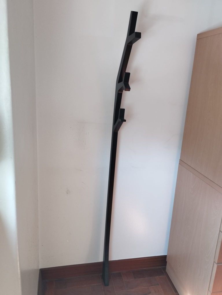 Cabide em forma de árvore
