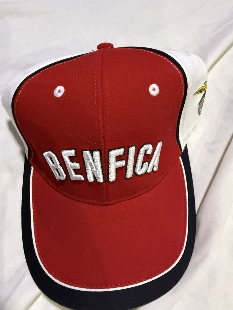 Chapeus do benfica  8 euros