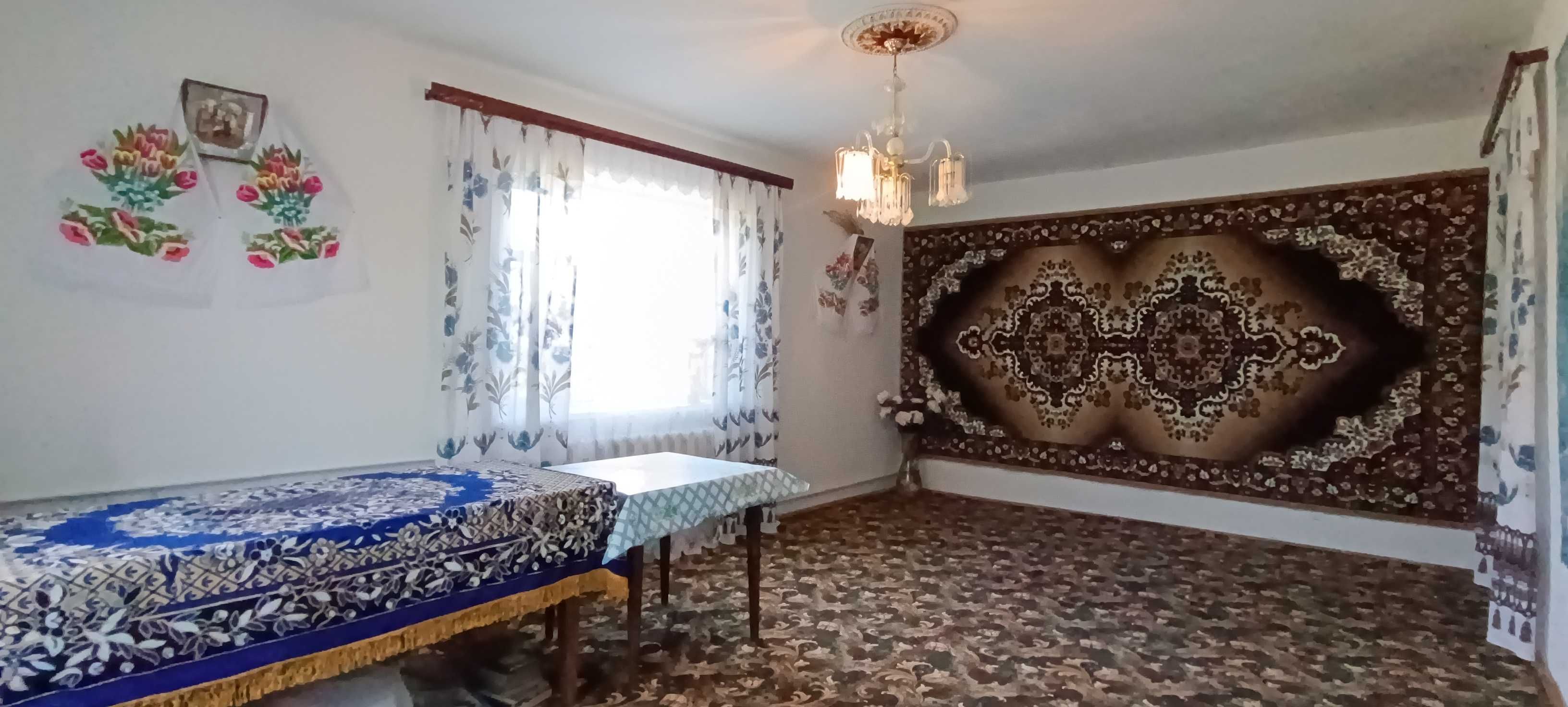 Продається будинок в селі Тростянець.