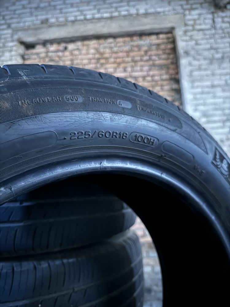 225/60/R18 Michelin X продам комплект літньої гуми, летняя резина