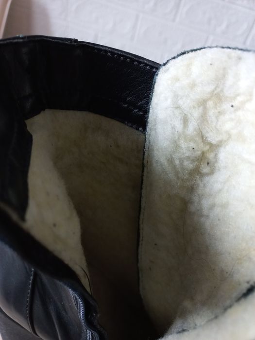 Жіночі чобітки шкіряні