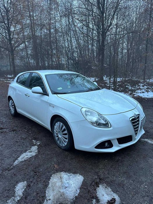 Alfa Romeo Giulietta 1.6 JTDm 105 KM 2011r  240 tys. km  3 tryby jazdy