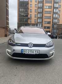 Volkswagen E-Golf 2015