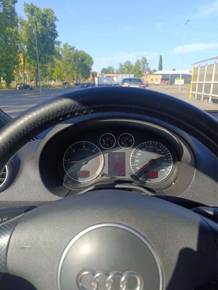 Audi a3 8p S-line. 2.0tdi bkd 140km 2004 maual 9900 do negocjacji