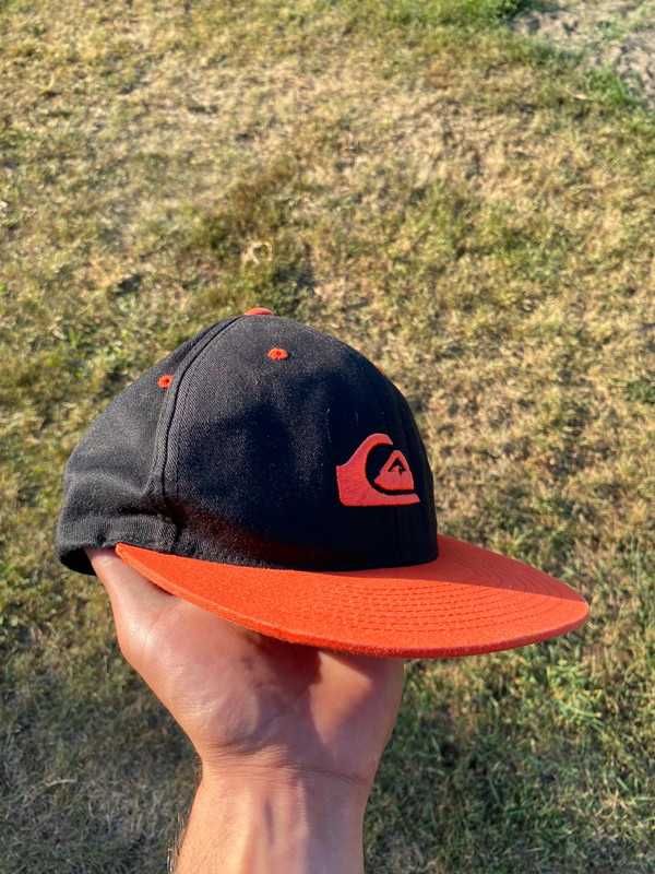 Wygodna Czapka z daszkiem SM fullcap Quiksilver flexit czarny haft