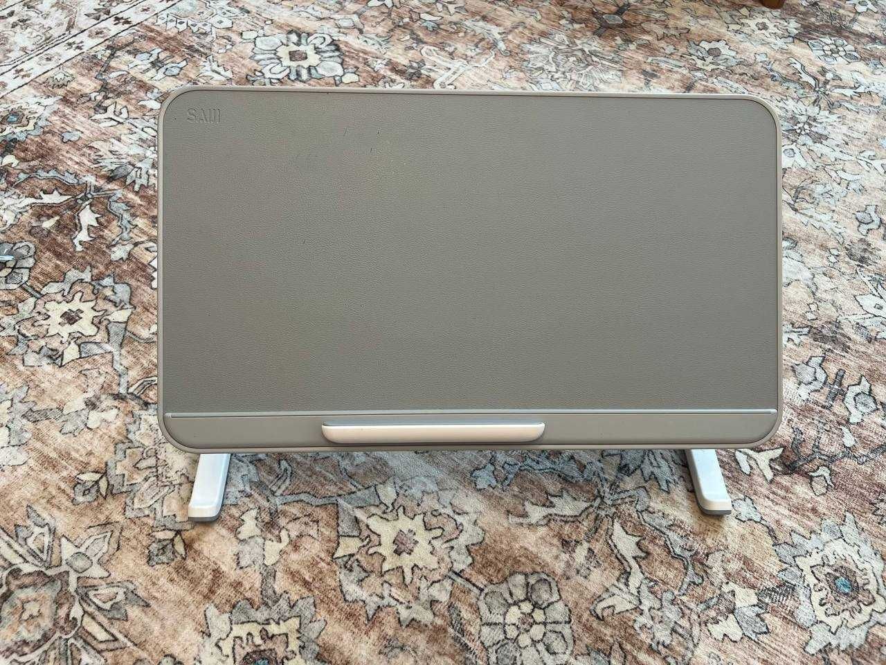 SAIJI Stolik do laptopa regulowany, składany do 17" (szary, 52x30 cm)