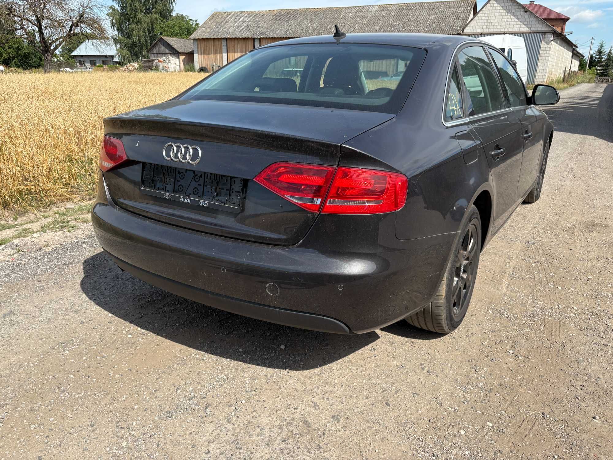 Audi a4 b8 sedan 2.0 tdi w całości na części BEZ PRAWA REJESTRACJI