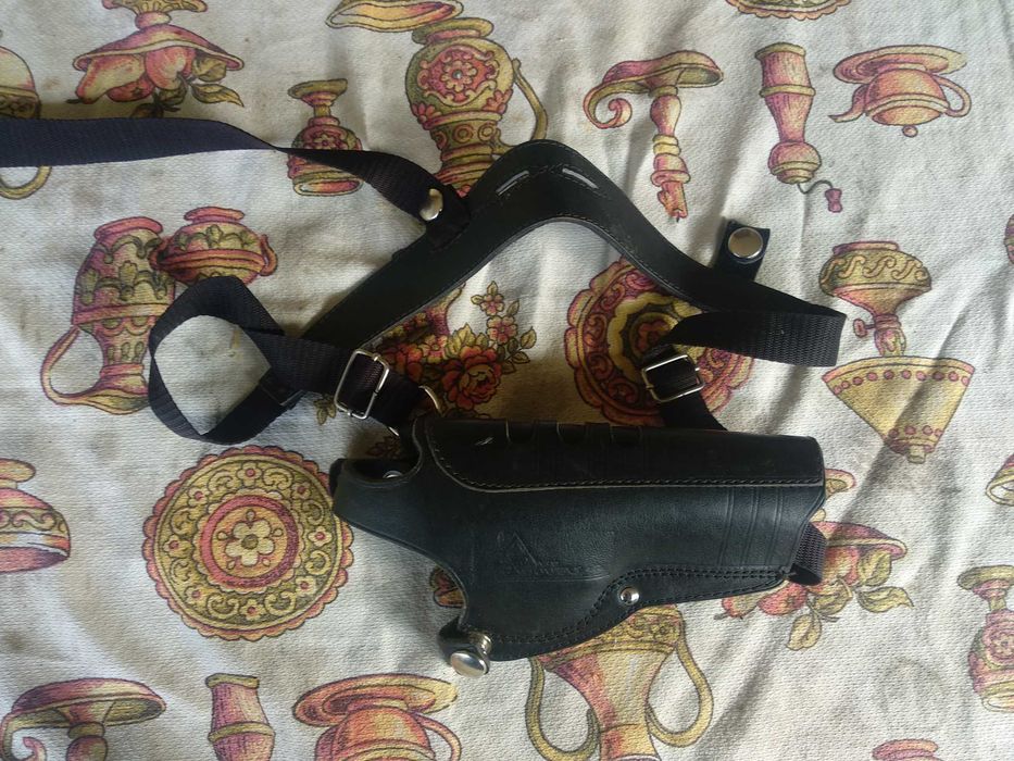 Кобура з натуральної шкіри