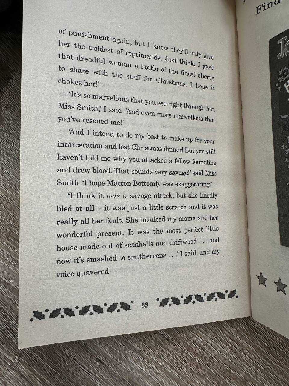 Hetty Feather's Christmas\ Jacqueline Wilson\книга англійською
