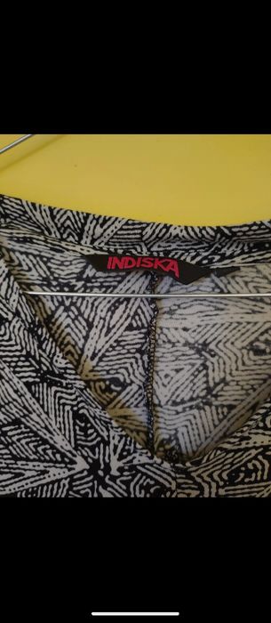 Indiska biało czarna wzorzysta sukienka rozmiar M/L