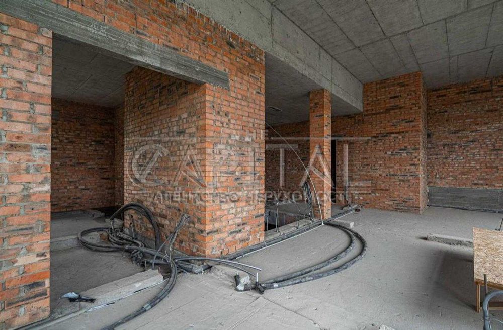 Продам будинок с.Лебедівка км GOLDFISH 315 м2 перша лінія