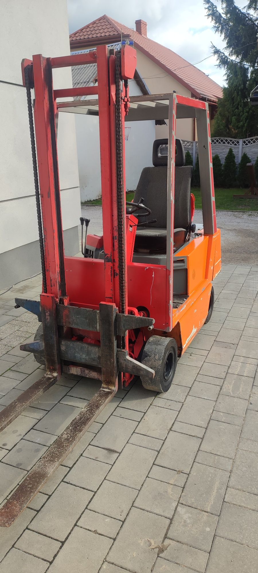Wózek widłowy still M 15 T