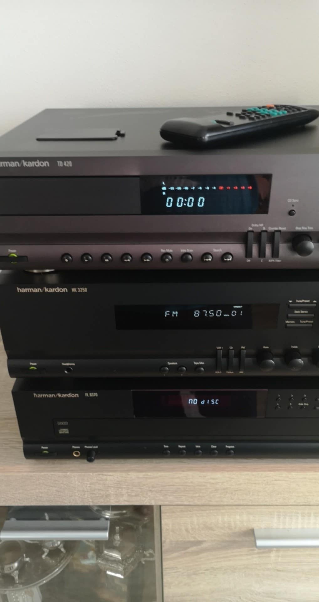 Wieża Harman Kardon