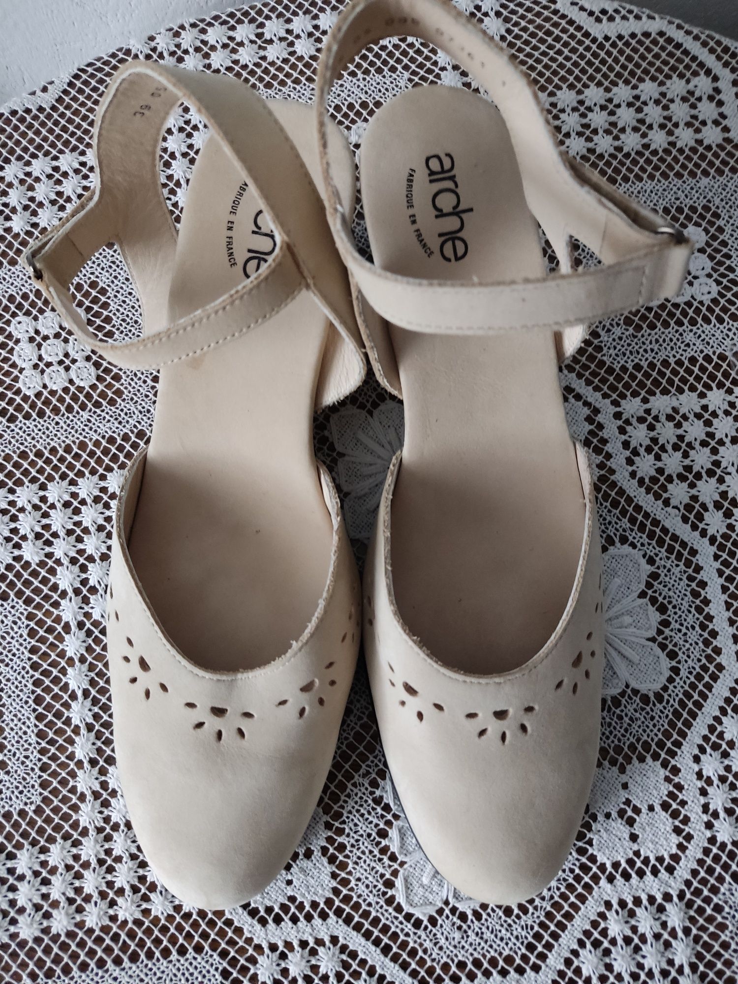 Arche francuskie buty skórzane 39 Nowe
