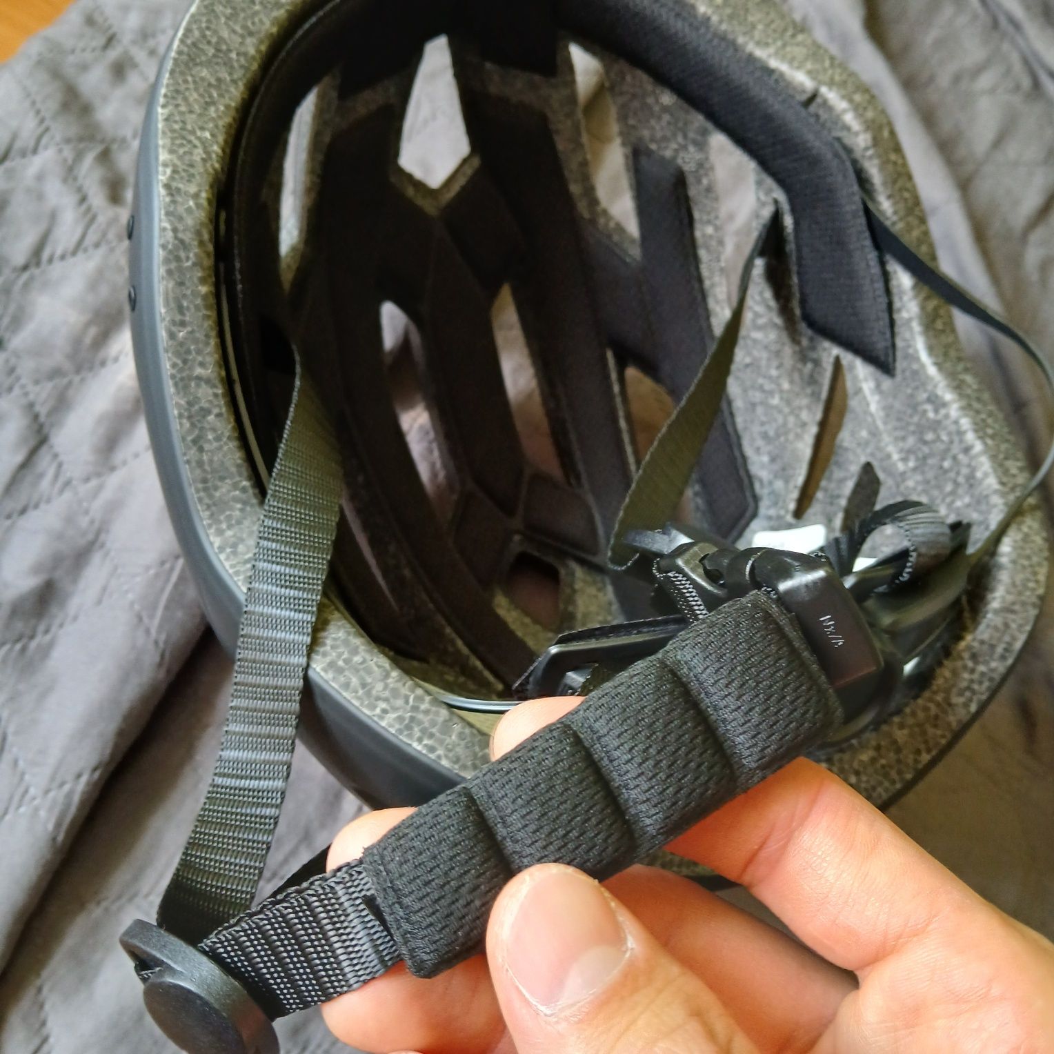 Kask rowerowy czarny