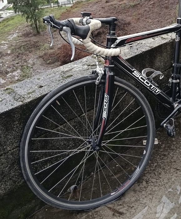 Bicicleta estrada scott