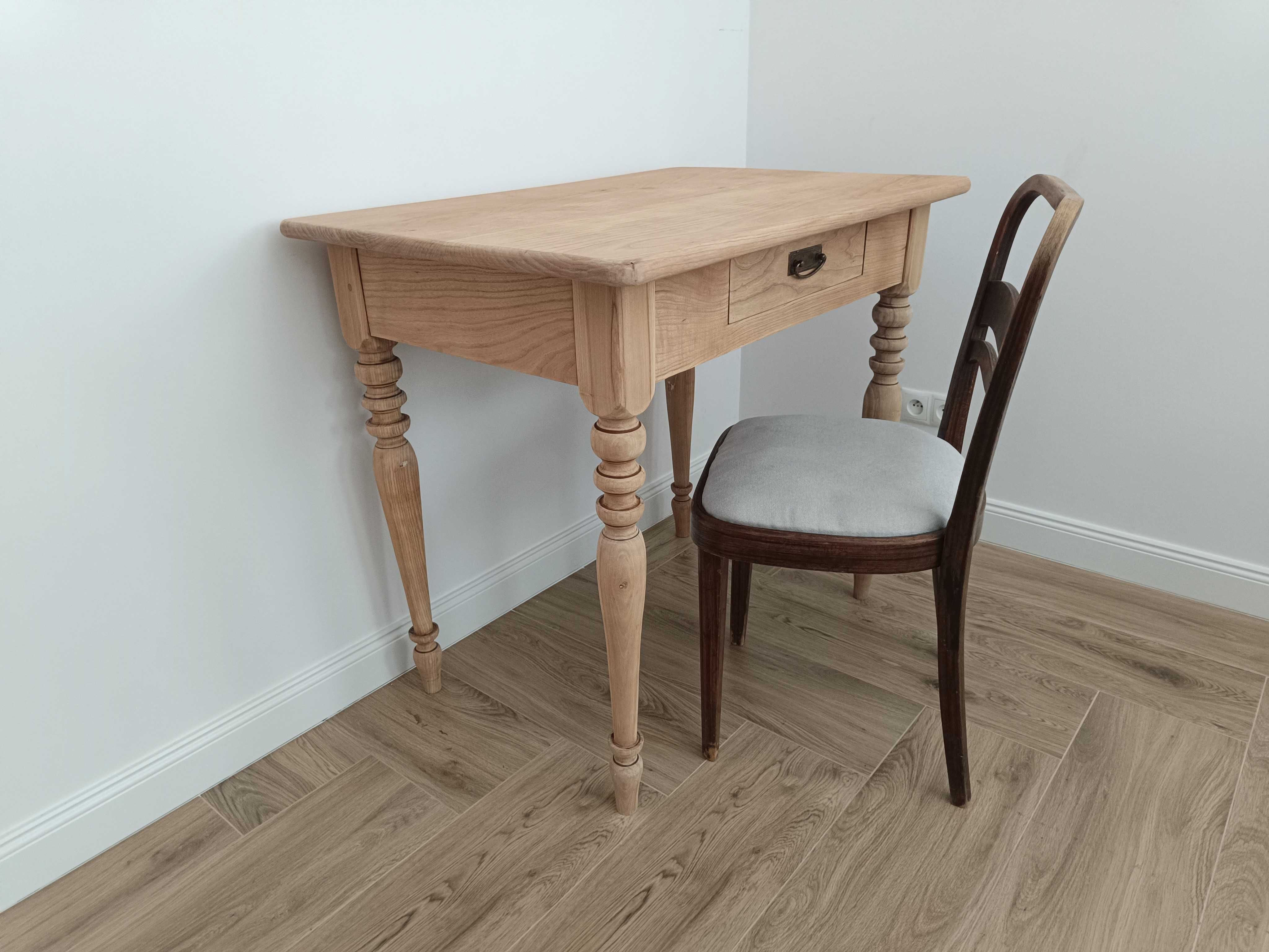 Stary przedwojenny jesionowy wiejski stół/biurko nogi toczone antyk