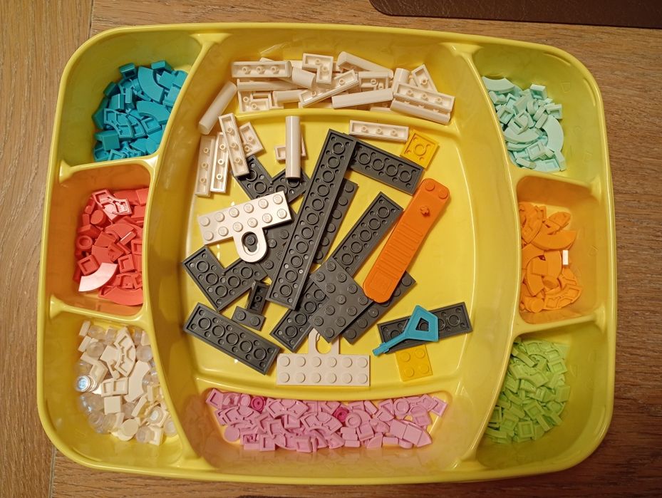 Klocki LEGO DOTS tablica ogłoszeń