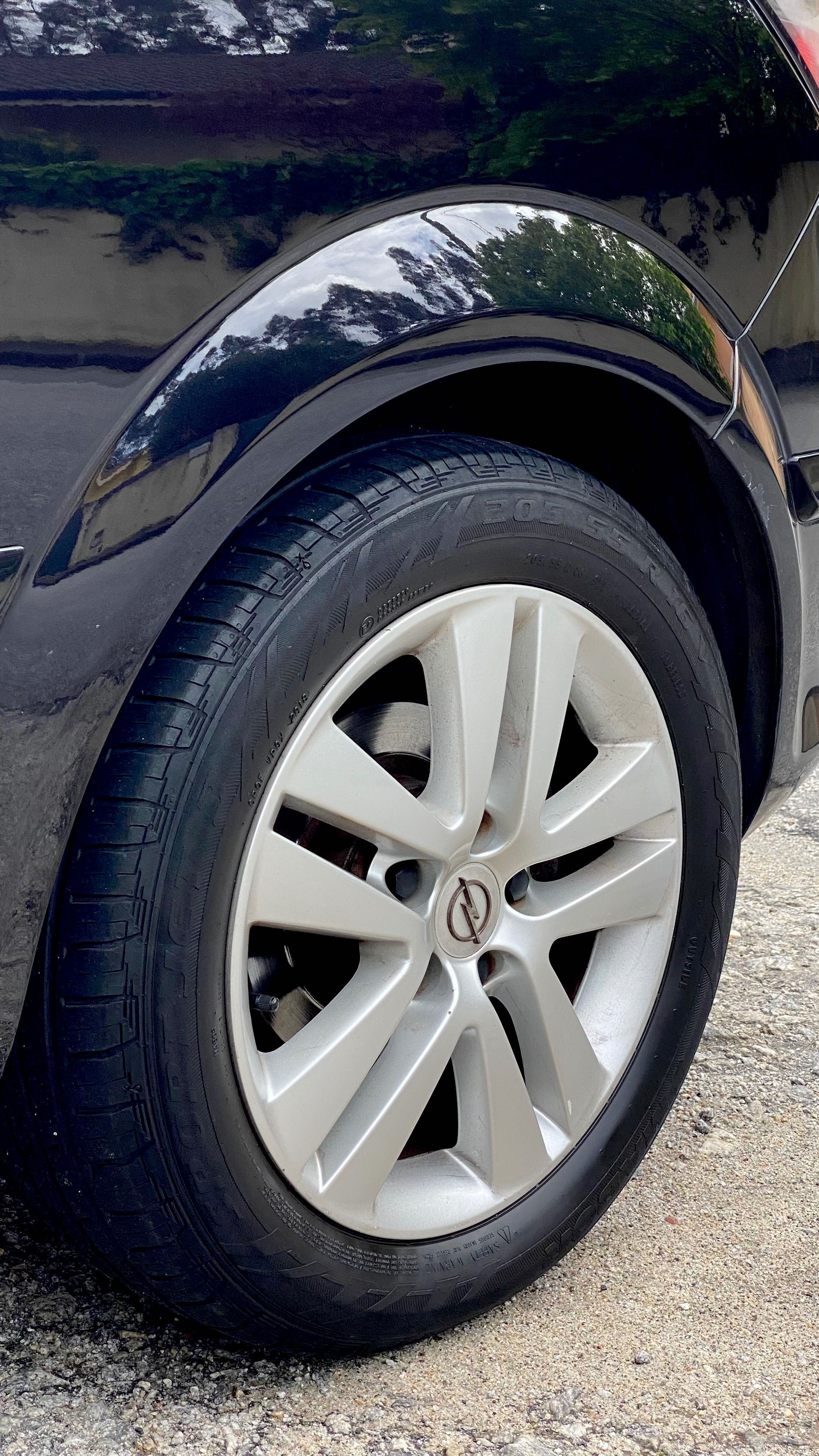 Opel Astra GTC 1.4 Gasolina