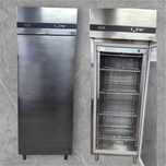 Шафа холодильна Zanussi