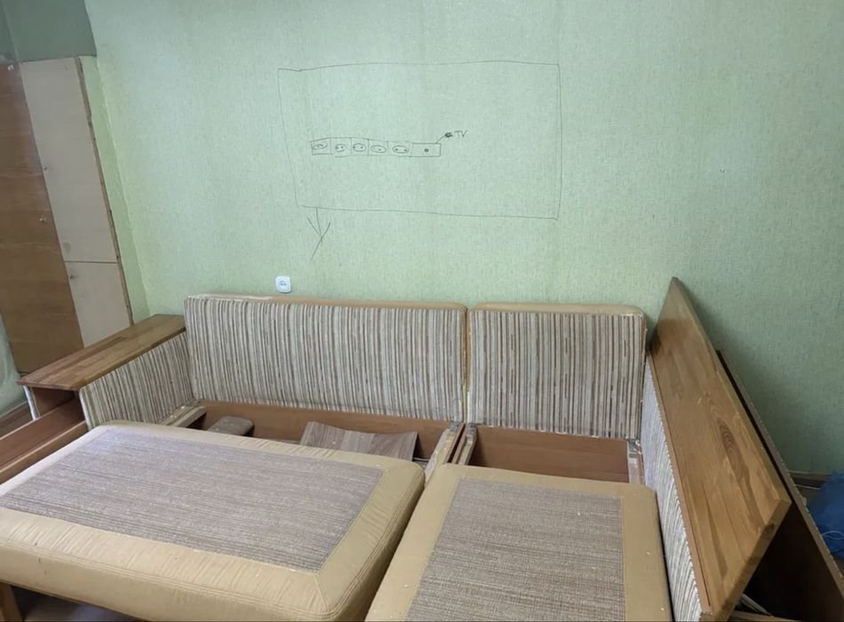 СРОЧНО. Продам диван