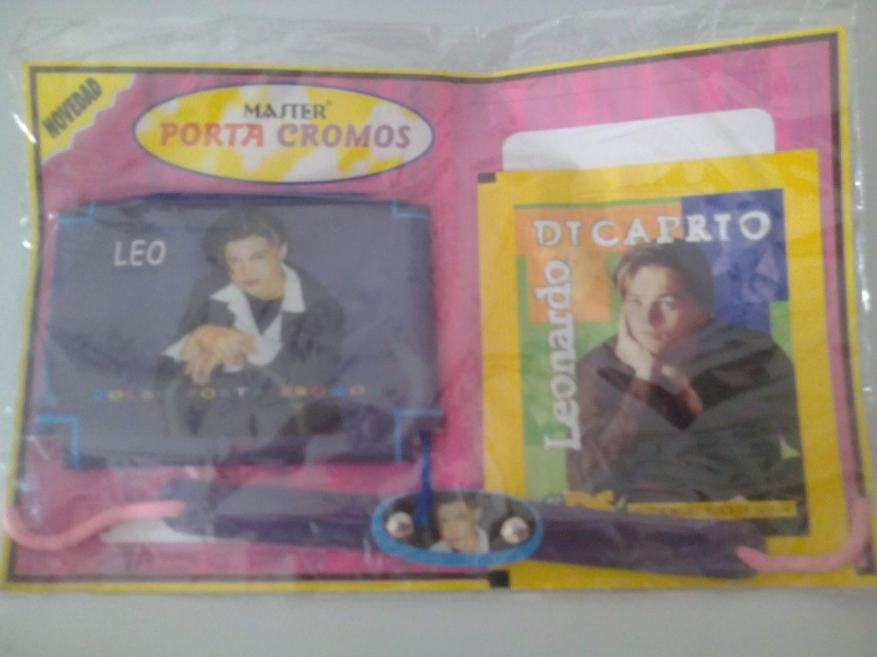 Cromos/pulseira da Colecção Leonardo de Caprio