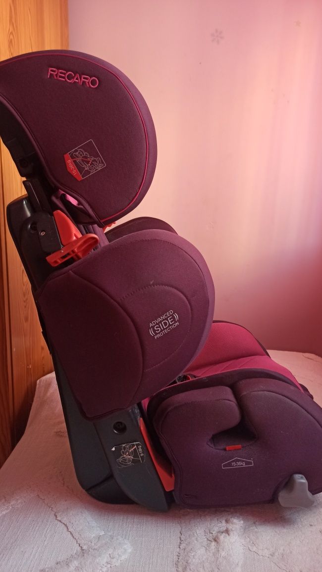 Fotelik samochodowy Recaro 15-36 kg