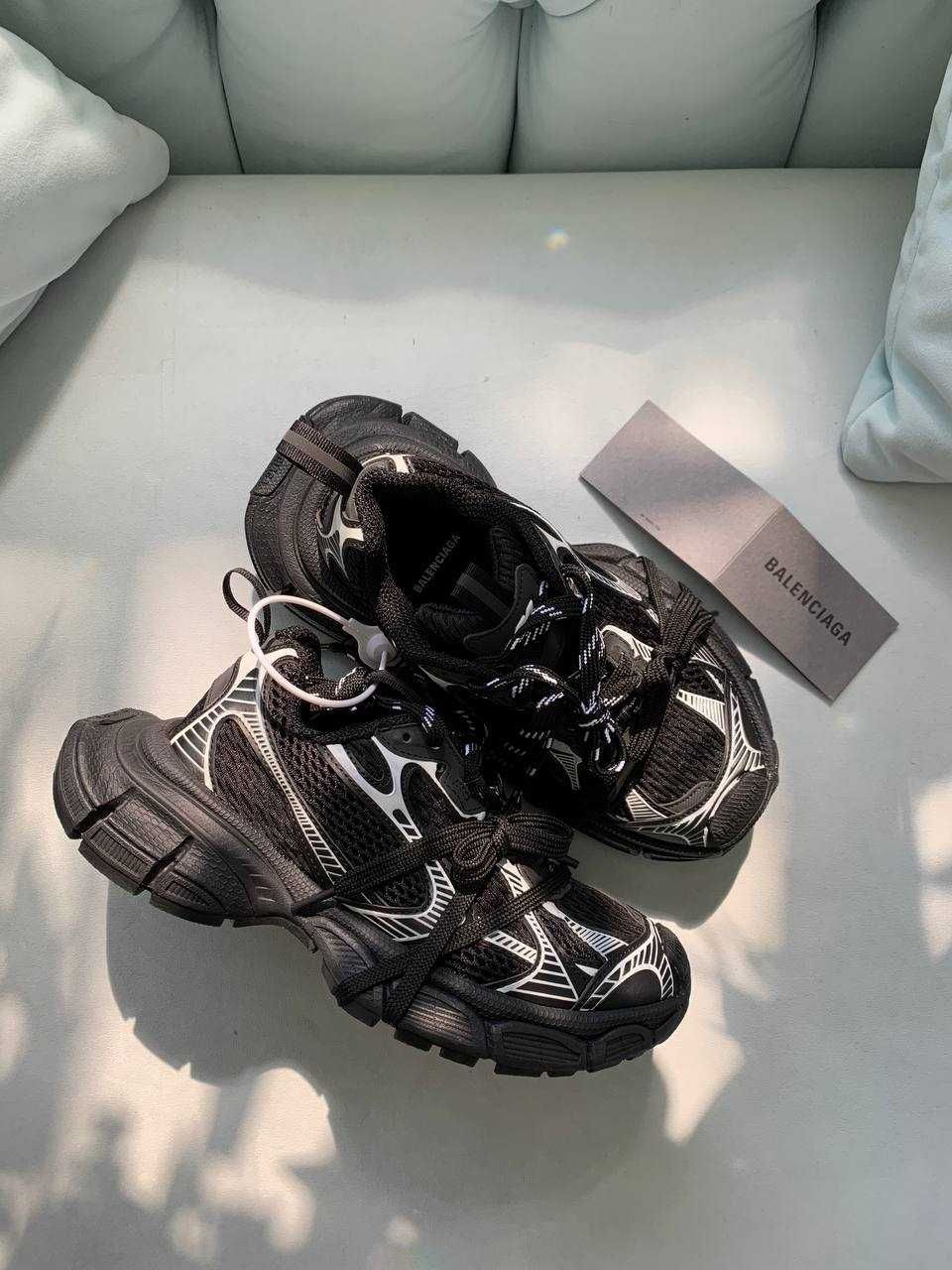 Жіночі кросівки Balenciaga 3XL чорний з білим 1051 ТОП