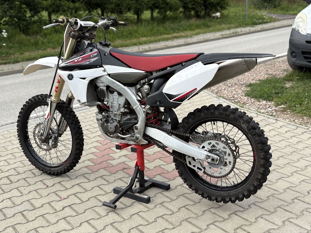 Yamaha yzf 450 cross 2011