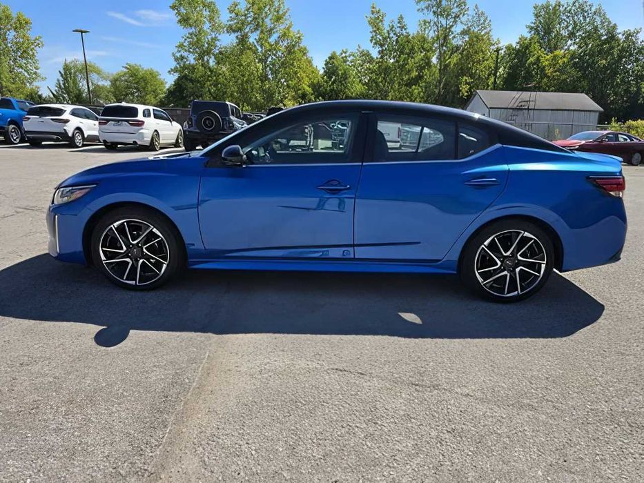 Nissan Sentra      2024
