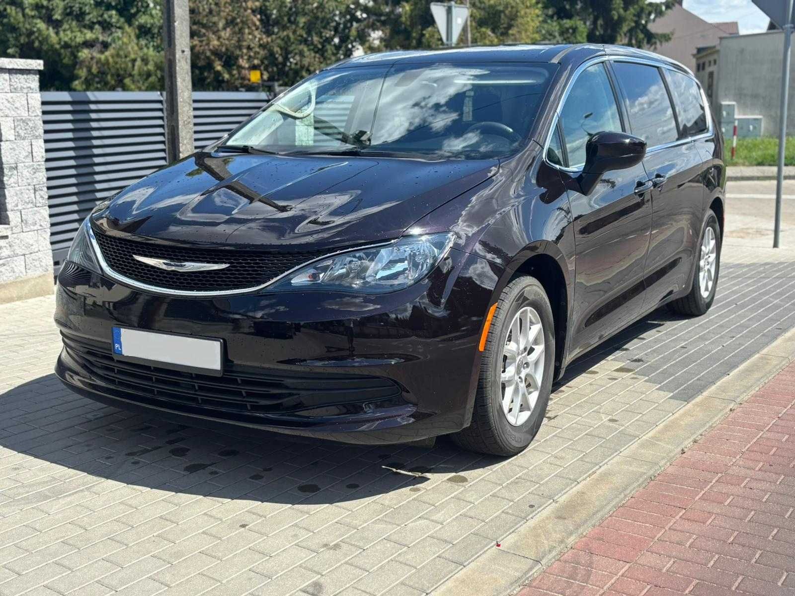 Wynajem Chrysler Pacyfica 7 osobowy automat Łomża