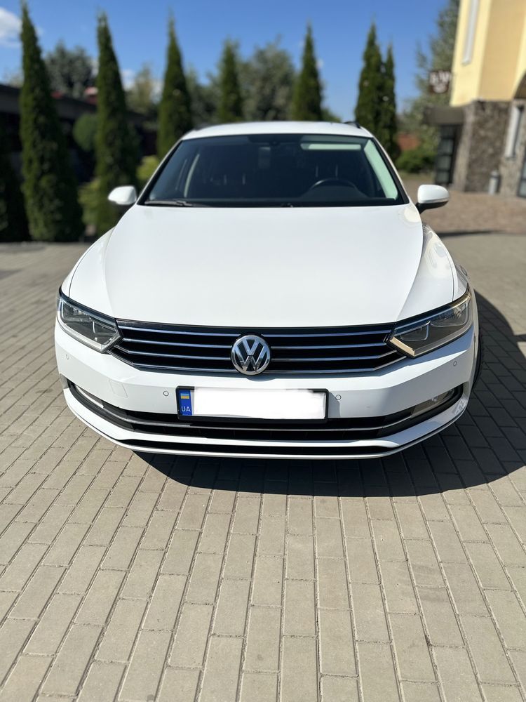 Volkswagen Passat B8 2015 рік 2.0 дизель DSG АКПП фольксваген