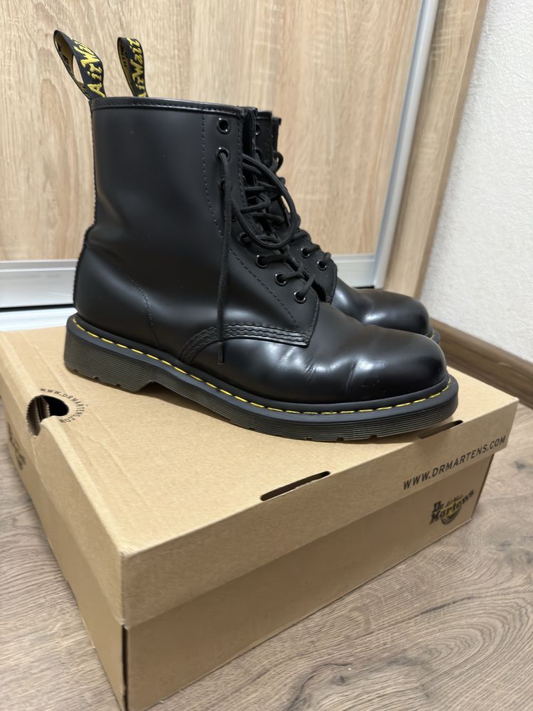 Dr. Martens чоловічі шкіряні чорні